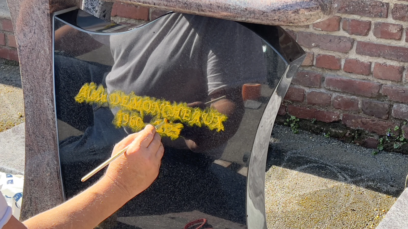 Un travail au pinceau pour soigner les détails