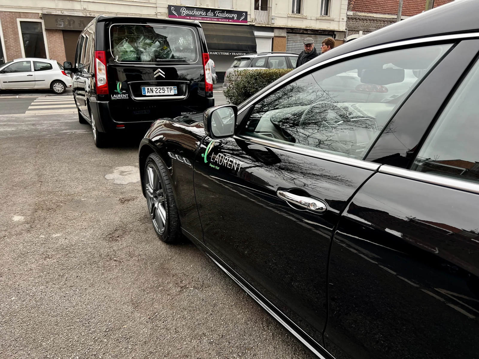 Les véhicules de transport Laurent